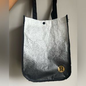 Lululemon small tote bag